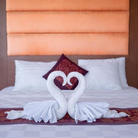 Adipana Bungalow-Balinese Room Убуд Екстер'єр фото